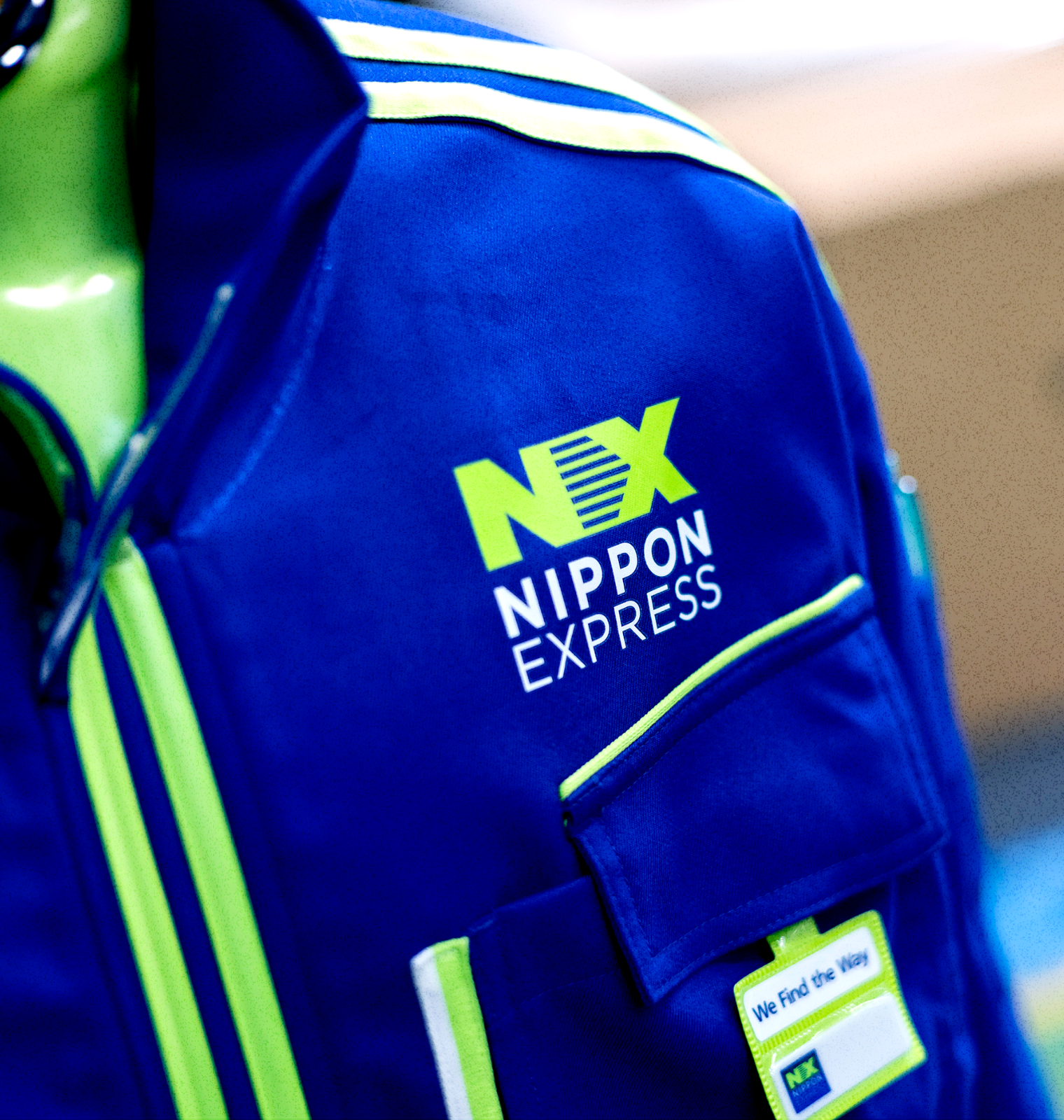 メインビジュアル08